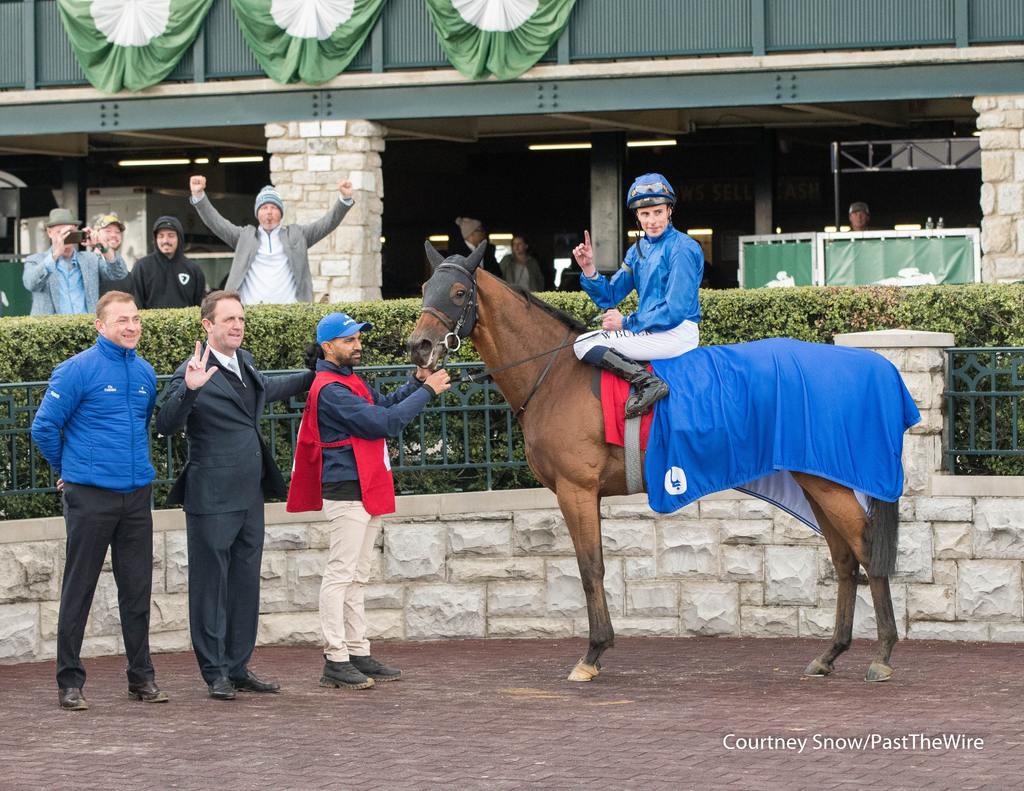 Master of The Seas and William Buick (with a photobomber!) (Courtney Snow/Past The Wire)