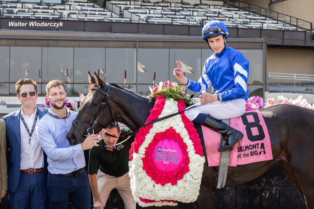 Godolphin’s Cinderella's Dream danced the last dance with William Buick up In G1 Fasig-Tipton Belmont Oaks Invitational. (Walt Wlodarczyk)